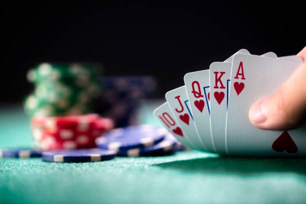 Gaple Online table interface on bet99 slot showing live player tiles and game state